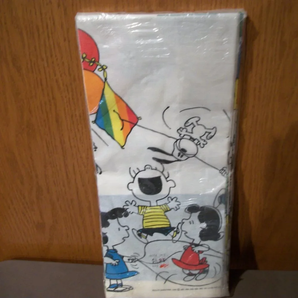 Vintage Peanuts Crepe Paper Tablecloth NIP